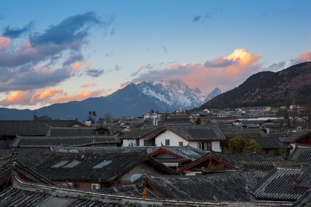 Lijiang Yuntian Palace Hotel Eksteriør bilde