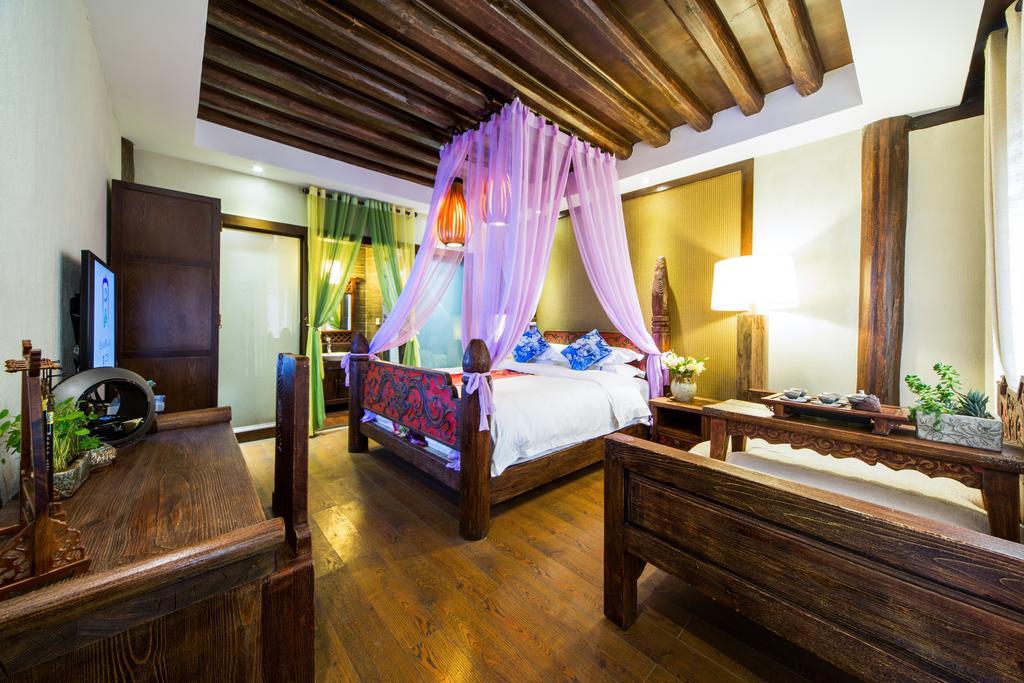 Lijiang Yuntian Palace Hotel Rom bilde